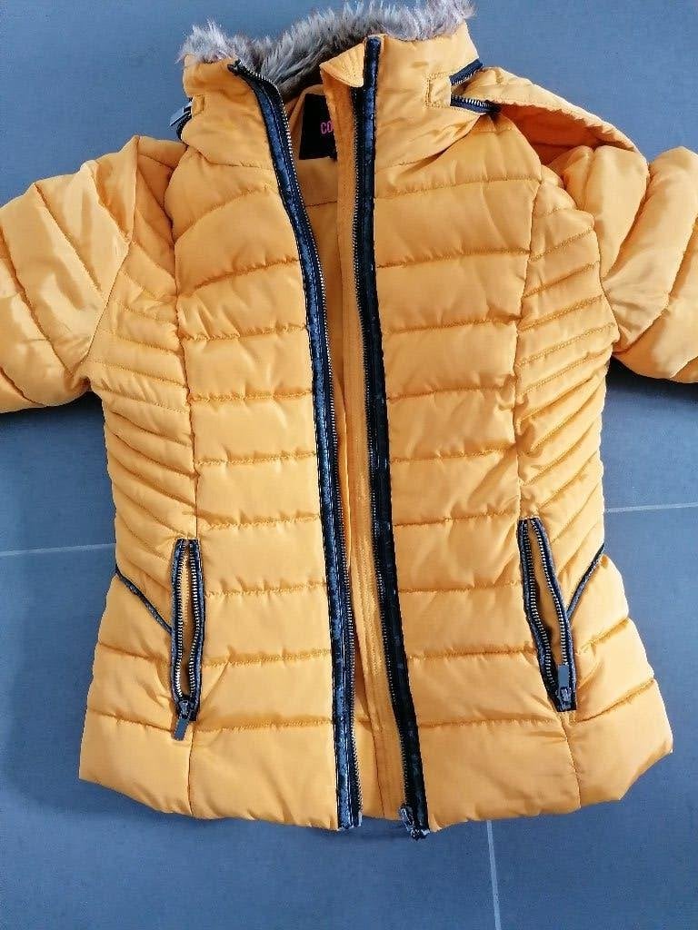 Coolcat Okergele meisjes winterjas  Maat:158/164, Gebruikt, Coolcat, Jurk of Rok, Verzenden