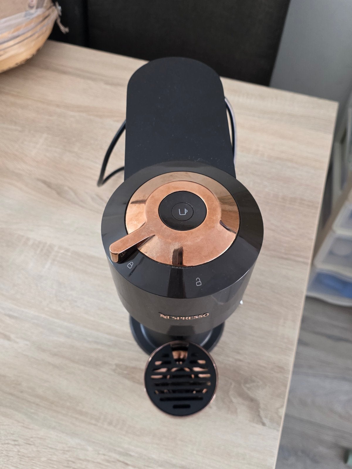 Foto 3 van Magimix Nespresso Vertuo Next Premium Bruin