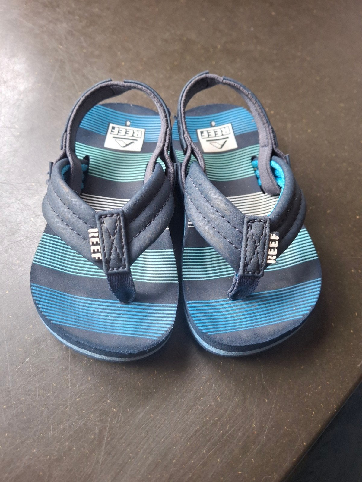 Reef slippers maat 22 voor jongen of meisje, Gebruikt, Jongen of Meisje, Schoenen, Ophalen of Verzenden