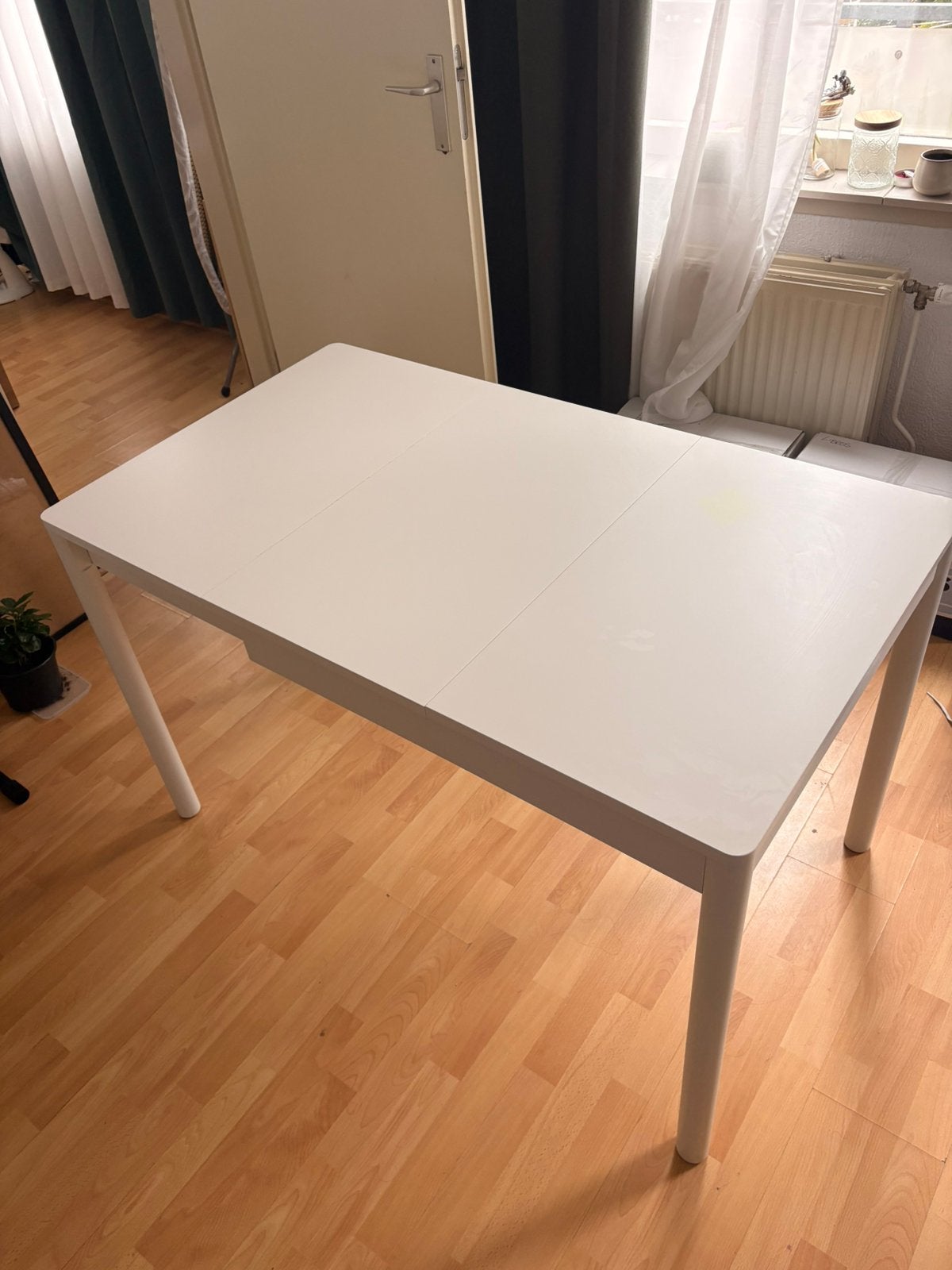 IKEA TONSTAD Extendable Dining Table + 2 Chairs – €60, Ophalen, Zo goed als nieuw