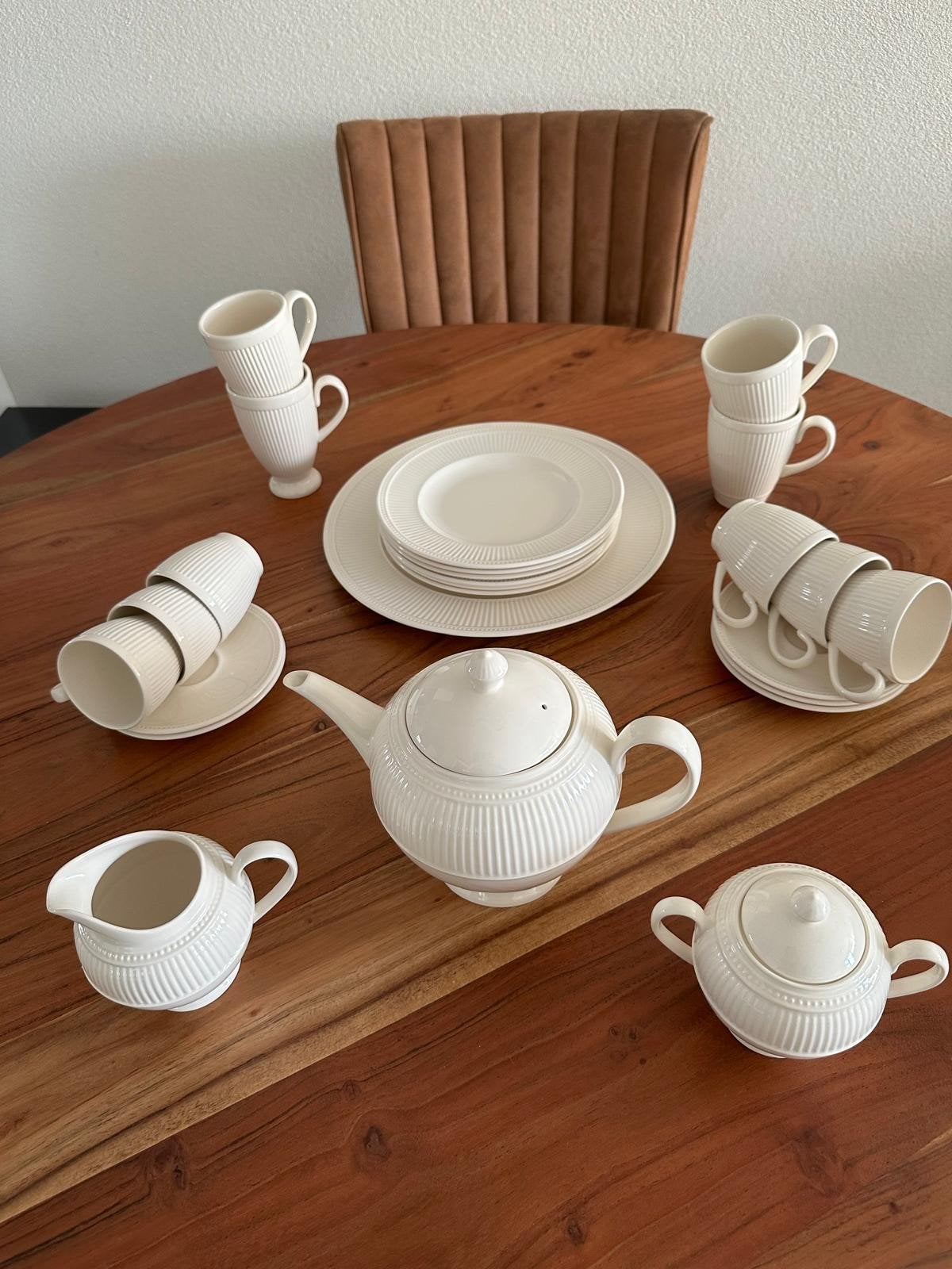 Wedgwood Windsor Servies - Compleet Theeservies en Borden, Ophalen, Klassiek, Zo goed als nieuw, Wedgwood
