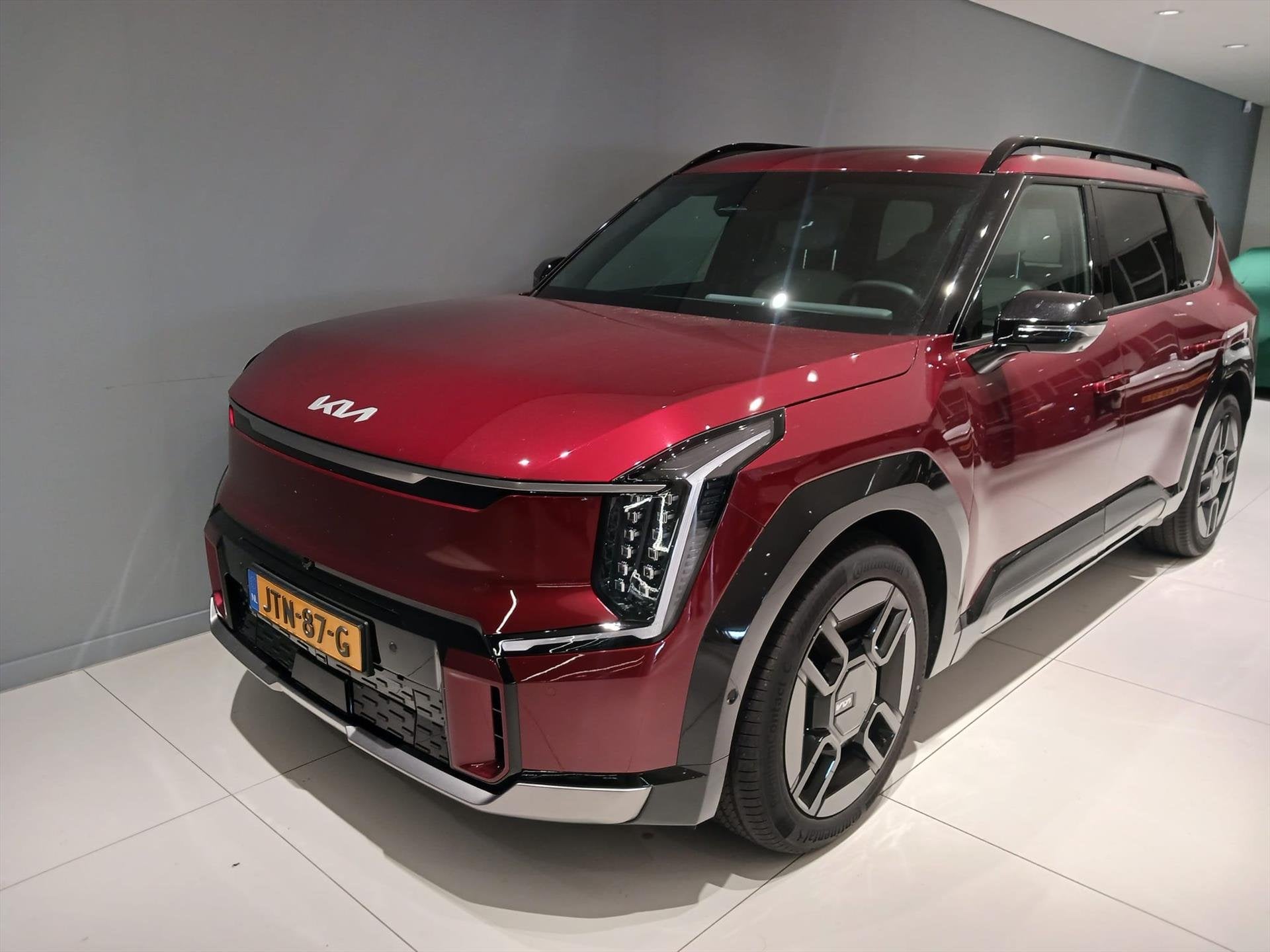 Kia Ev9 99,8kWh 384pk AWD Dual Motor GT-Line, Auto's, Kia, Automaat, 630 min, 154 pk, SUV of Terreinwagen