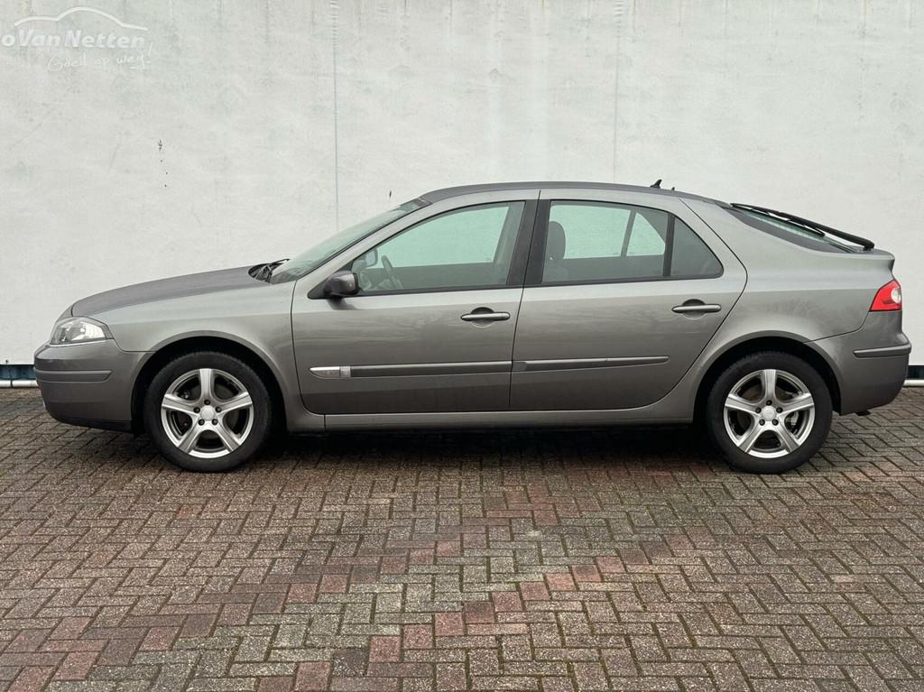 Renault Laguna 1.6-16V 112pk, Clima, Gr.Navi,Lmv,Tech Line, Auto's, Laguna, Stof, Gebruikt, Zwart