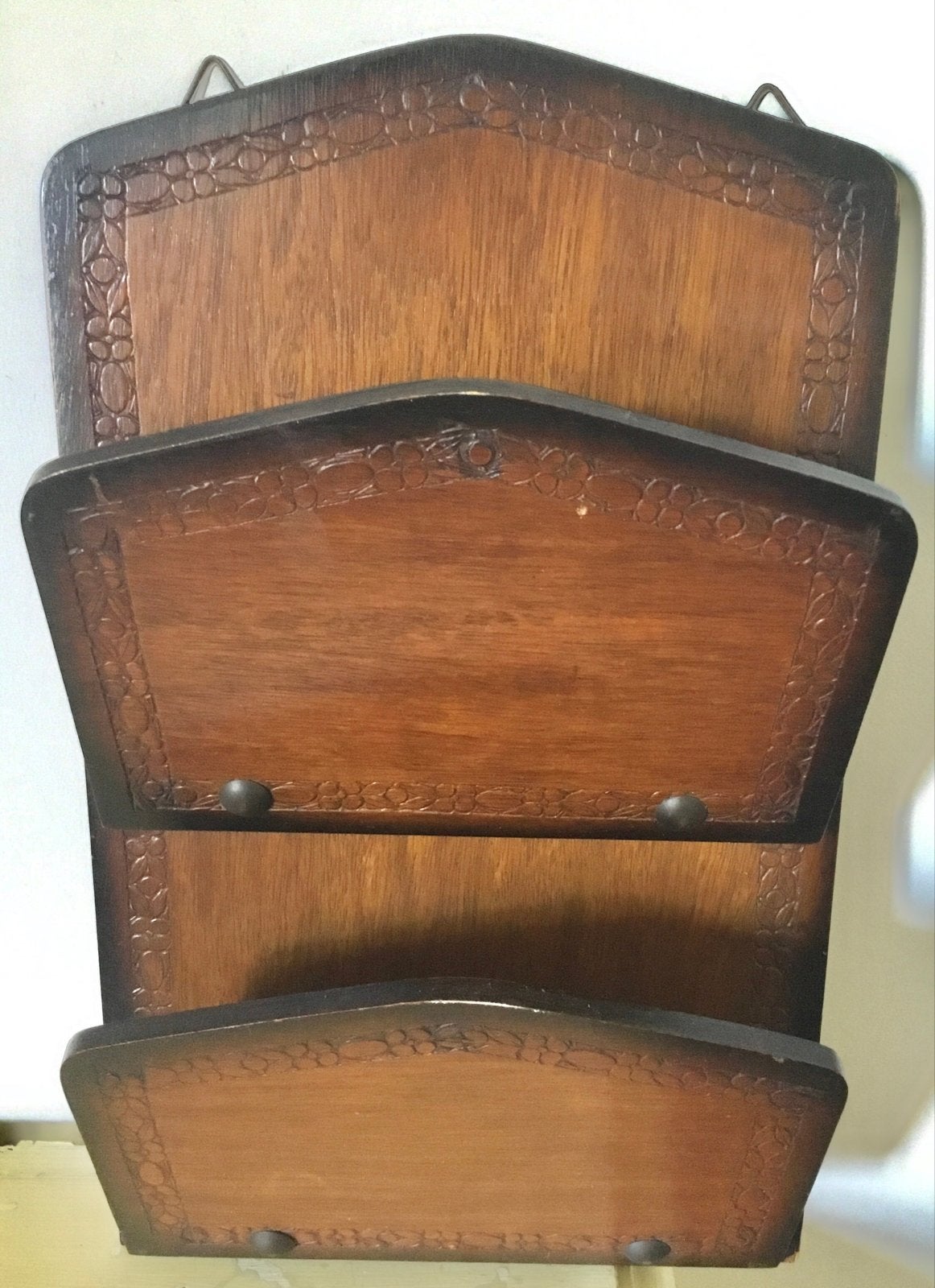 ANTIEKE HOUTEN WAND LEKTUURBAK, Gebruikt, Wandmontage, Lectuurbak, Hout