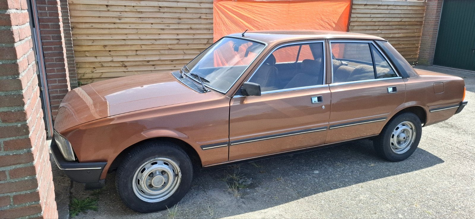peugeot 505 turbo diesel. 1981. Spaanse import., Auto's, Bruin, Particulier, Sedan, Onderhoudsboekje
