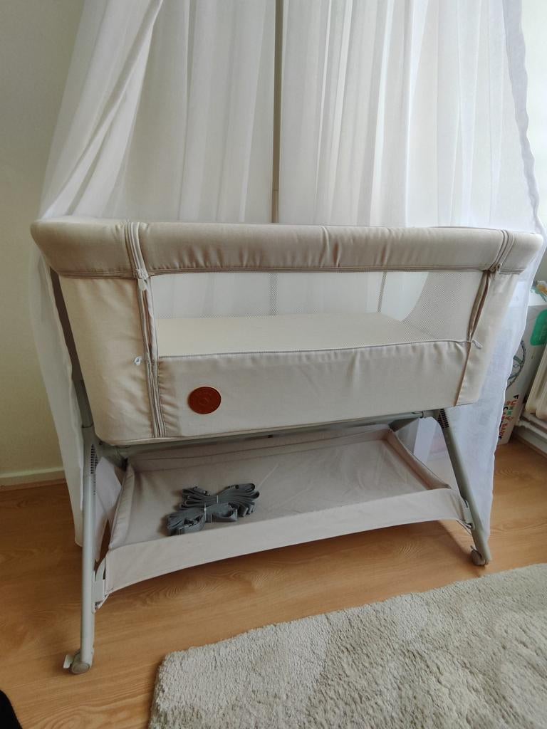 Lionelo Leonie co-sleeper met extra matras, Ophalen, Gebruikt, Wieg