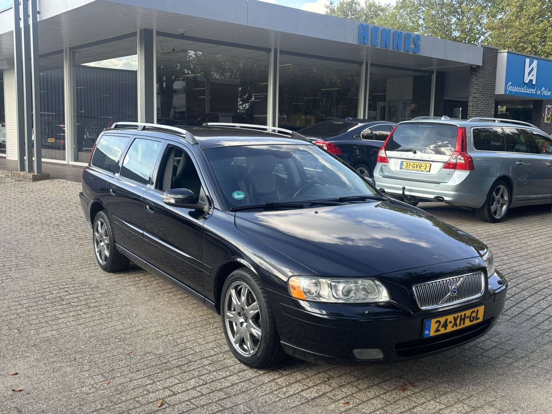 Volvo V70 2.4 Edition Sport Incl. €4000,- onderhoud!, Auto's, Voorwielaandrijving, Xenon verlichting, Zwart, 1470 kg