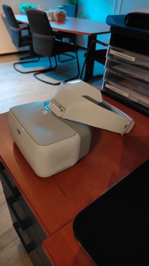 DJI FPV drone Goggles VR-bril voor drones nieuwstaat, Ophalen of Verzenden, Zo goed als nieuw, DJI