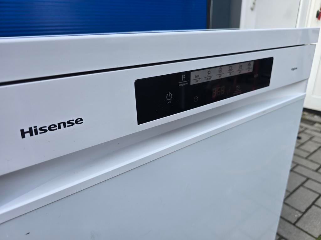 Keurige ruime en vrijstaande Hisense vaatwasser! Garantie!✅️, Witgoed en Apparatuur, Hisense, Hisense, Ophalen of Verzenden, Zo goed als nieuw