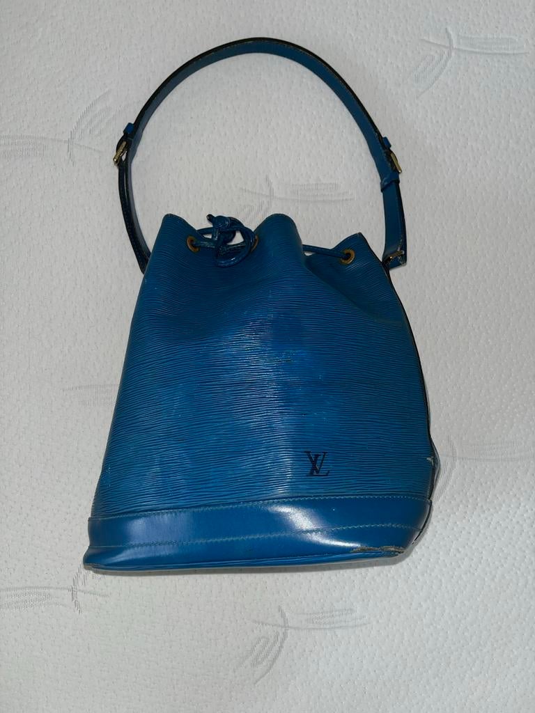 Louis Vuitton Noé Epi Leather Tas Jeans Blauw, Sieraden, Tassen en Uiterlijk, Ophalen of Verzenden, Gebruikt, Blauw, Schoudertasje