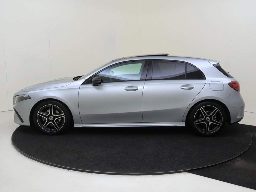 Mercedes-Benz A-klasse 180 AMG Line / Stoelverwarming / Acht, Auto's, 136 pk, Gebruikt, 4 cilinders, Automatische klimaatregeling