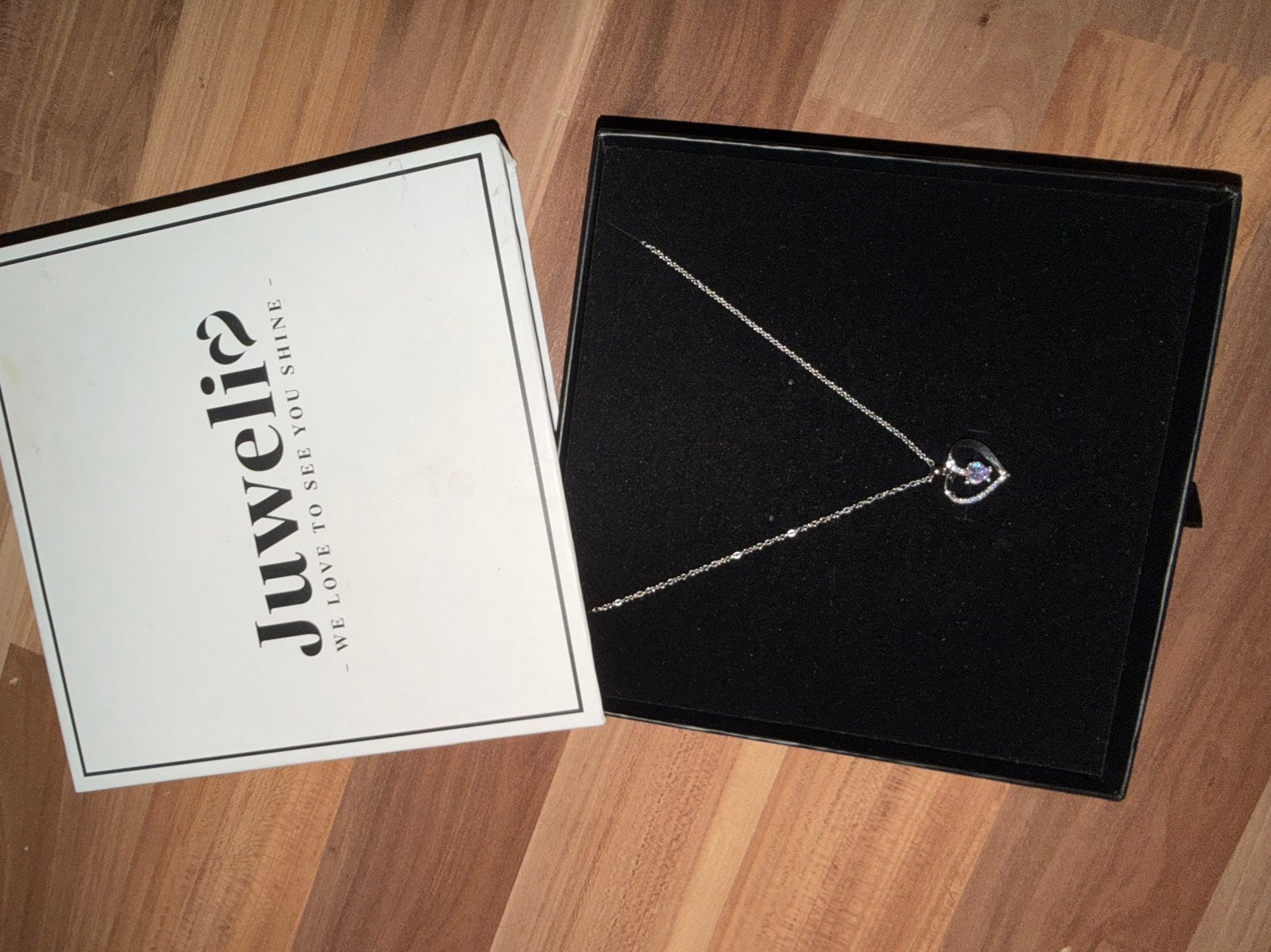 Ketting in kadodoosje, Met kristal, Verzenden, Paars, Nieuw