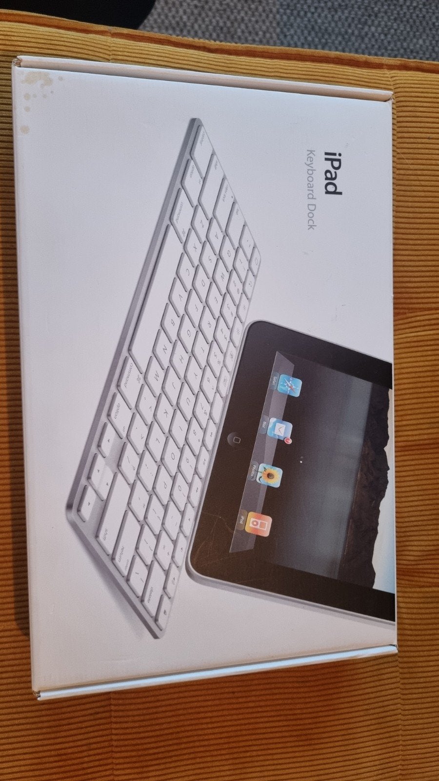 Apple iPad Keyboard Dock A1359 - Qwerty, Nieuw, Ophalen of Verzenden, Qwerty, Apple