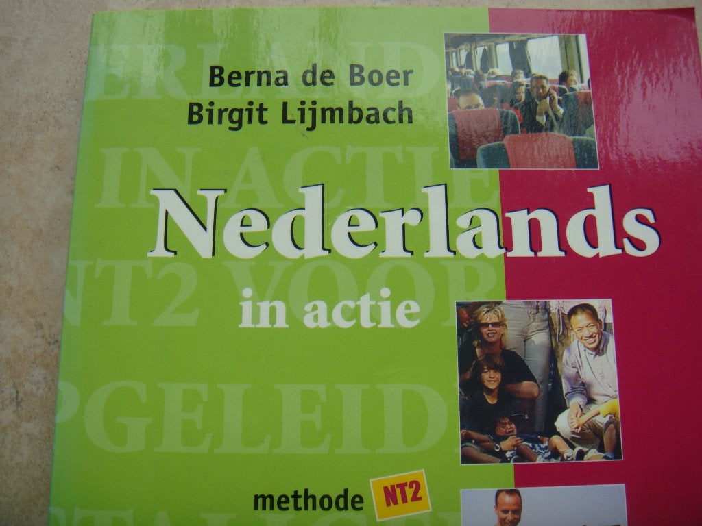 Nederlands in actie + DVD voor hoogopgeleide anderstaligen, Ophalen of Verzenden, Alpha, Zo goed als nieuw