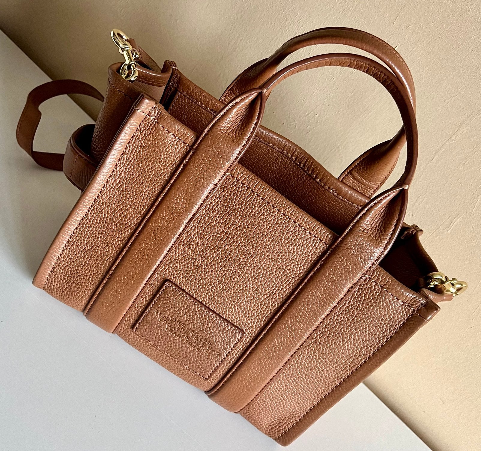 Marc Jacobs The Tote Bag, Ophalen of Verzenden, Zo goed als nieuw, Bruin, Handtas