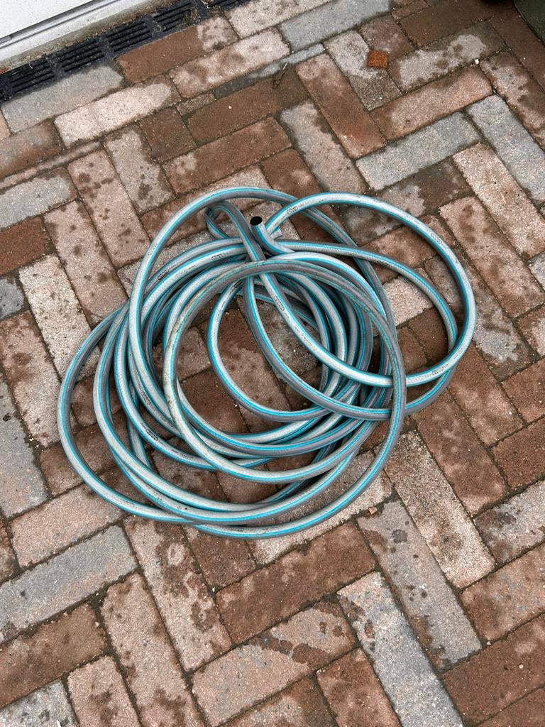 Tuinslang gardena 15 meter, Ophalen, Zo goed als nieuw, Tuinslang
