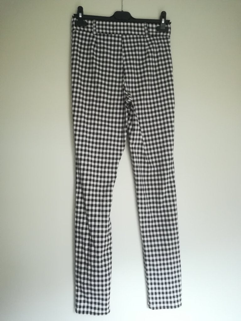 Primark Broek Zwart Wit Geblokt Stretch maat 38, Maat 38/40 (M), Primark, Zwart, Ophalen of Verzenden
