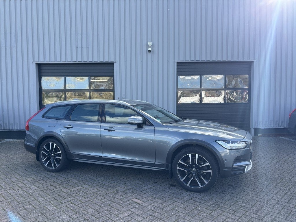 Volvo V90 Coss Country T6 AWD Adaptive Cr. I Polestar I All-, Auto's, 4 cilinders, 2500 kg, Vierwielaandrijving, 1739 kg