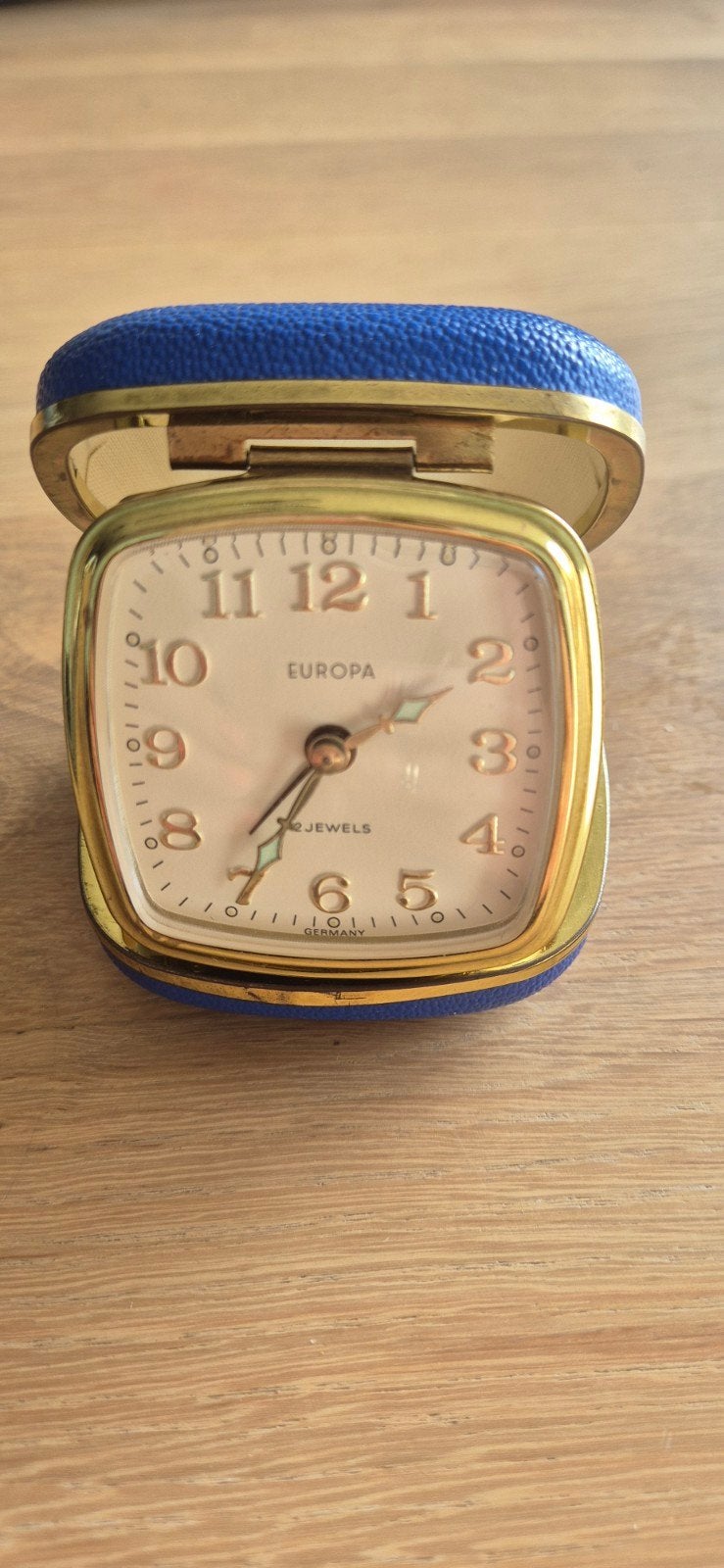 Vintage Europa reiswekker - 2 Jewels - Germany, Antiek en Kunst, Antiek | Klokken, Ophalen of Verzenden