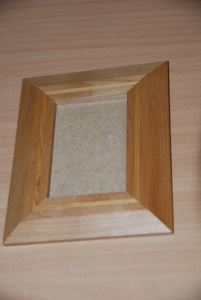 Fotolijstje met blank houten gladde lijst., Huis en Inrichting, Woonaccessoires | Lijsten, Bruin, Schilderijlijst, Nieuw, Ophalen of Verzenden