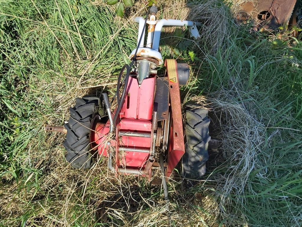 As met dubbele wielen 3.5x6 van balkmaaier Tielburger 44, Gebruikt, Ophalen of Verzenden, Balkmaaier, Benzine-grasmaaier