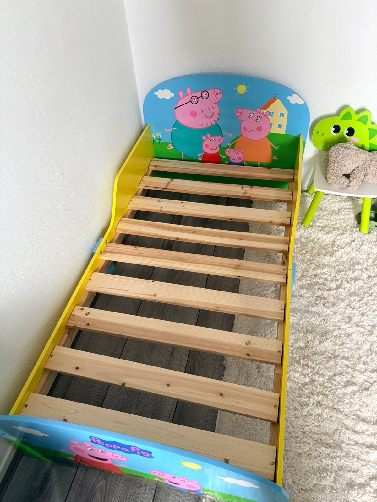 Peppa Pig peuterbed - Zo goed als nieuw, Kinderen en Baby's, Ophalen, Zo goed als nieuw, Minder dan 140 cm, Minder dan 70 cm