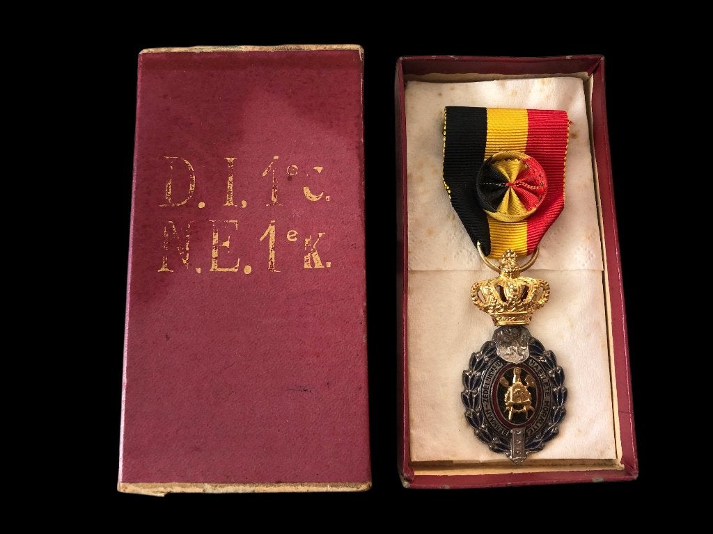 WW2, Verzamelen, Ophalen of Verzenden, Engeland, Lintje, Medaille of Wings