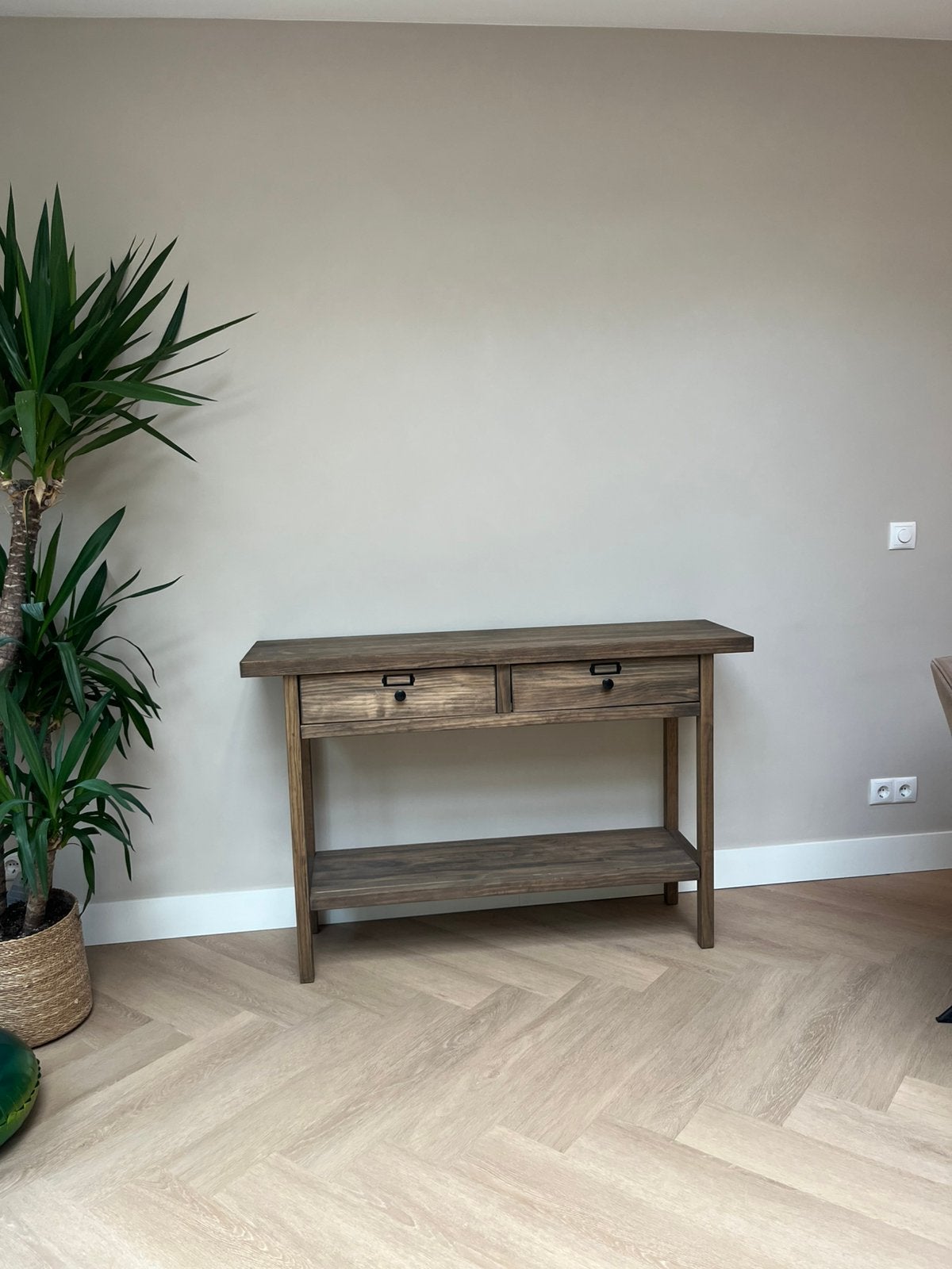Side table, Huis en Inrichting, Tafels | Sidetables, 100 tot 150 cm, Ophalen of Verzenden, Zo goed als nieuw, 25 tot 50 cm