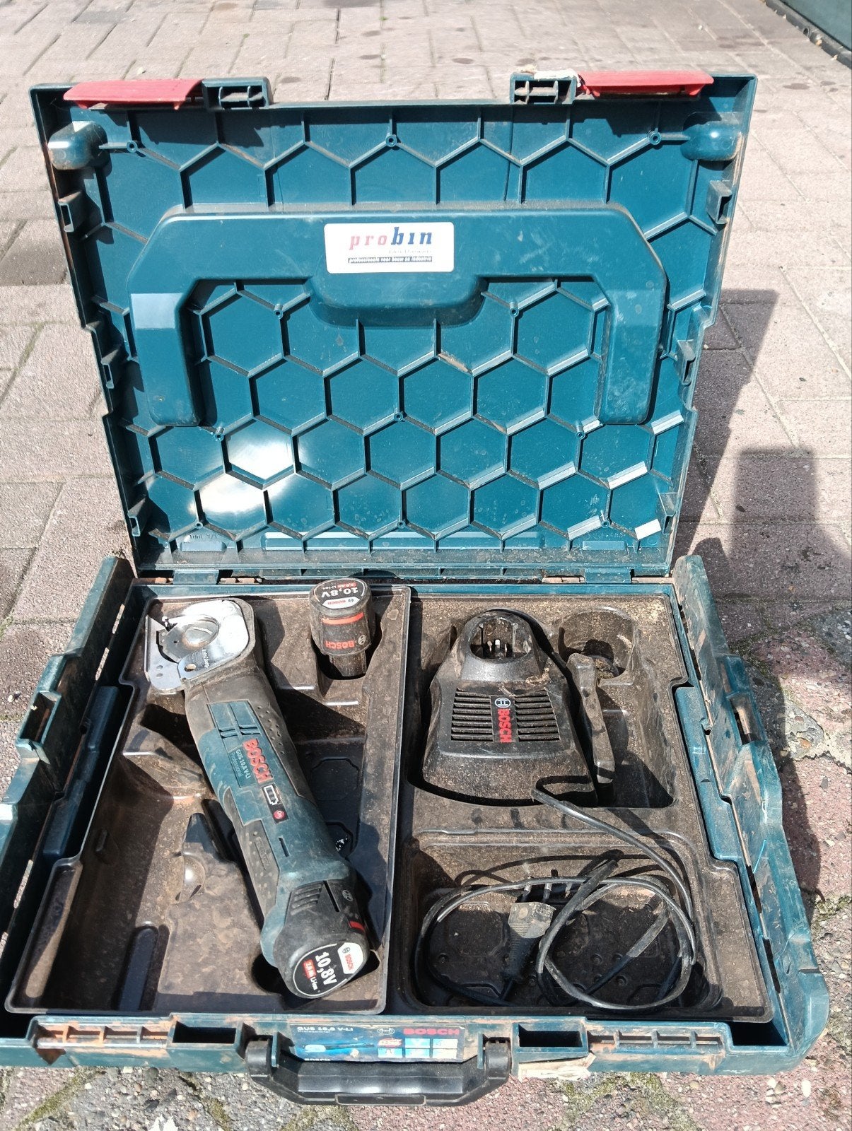 Bosch GOP 10.8 V-LI Multitool met oplader en accu, Ophalen of Verzenden
