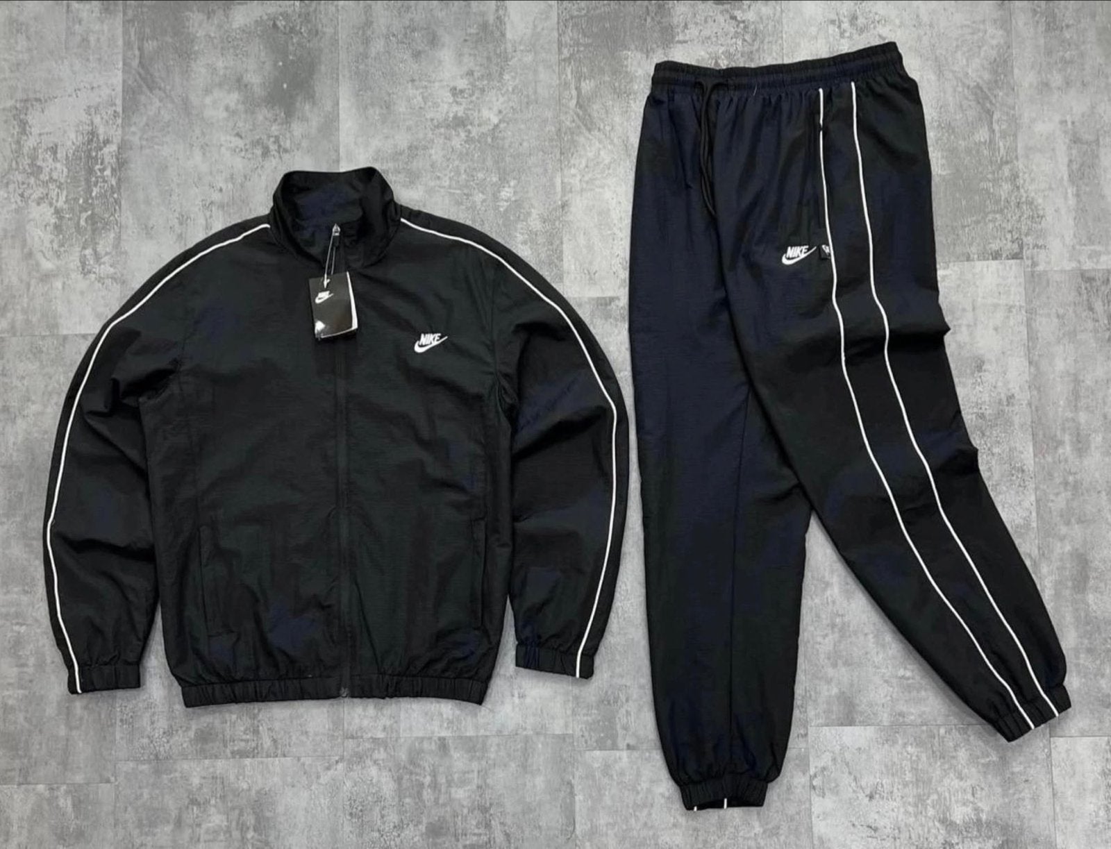 Heren Nike Tweedelig Trainingspak - Fleece - XL - Wind- & Wa, Blauw, Ophalen of Verzenden, Algemeen, Maat 56/58 (XL)