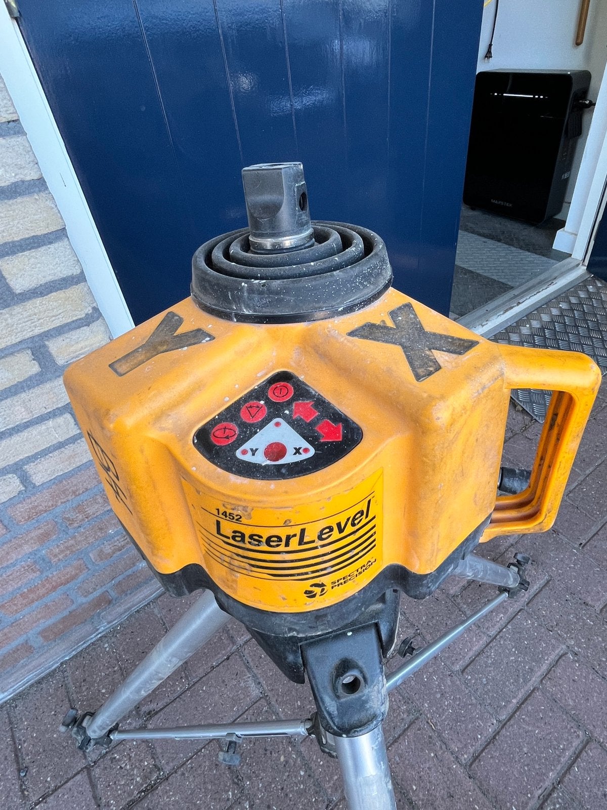 Spectra precision roterende bouwlaser met statief ,ontvanger, Ophalen of Verzenden, Gebruikt, Hout