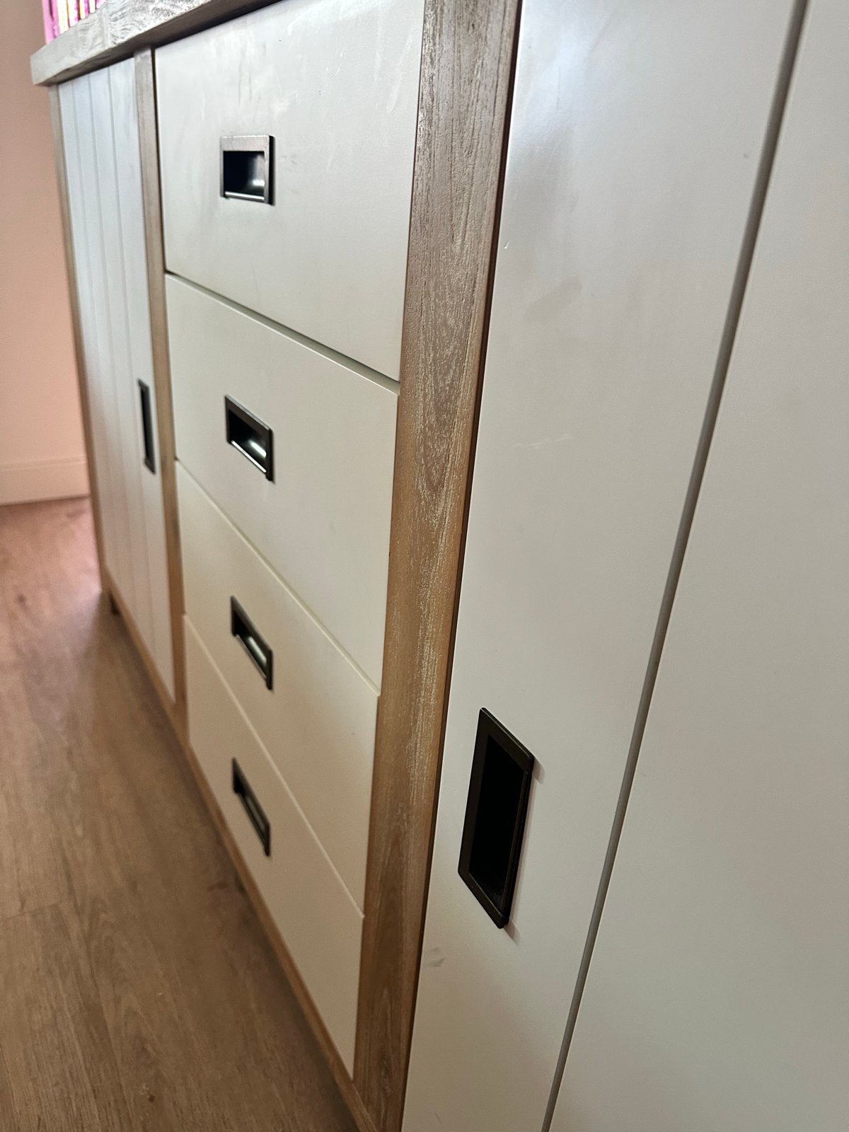 Foto 6 van Massief houten dressoir + tv meubel - Landelijke stijl