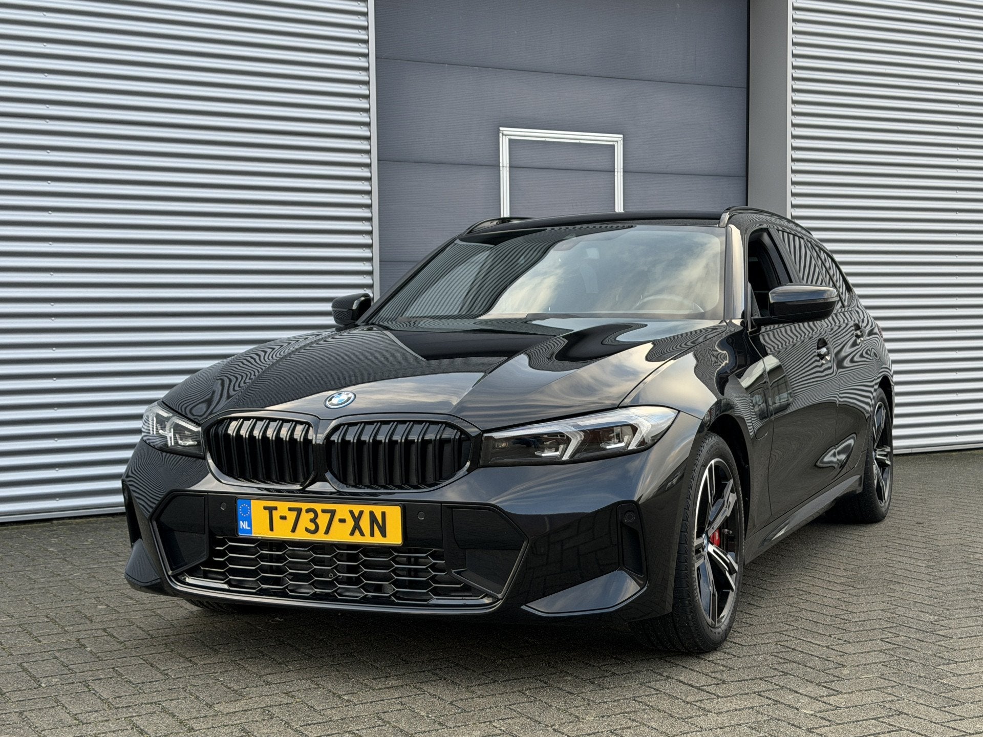 BMW 3 Serie Touring 330e I Hybride I Aut. I M-Sport Pro I Le, Gebruikt, 4 cilinders, Zwart, Hybride Elektrisch/Benzine