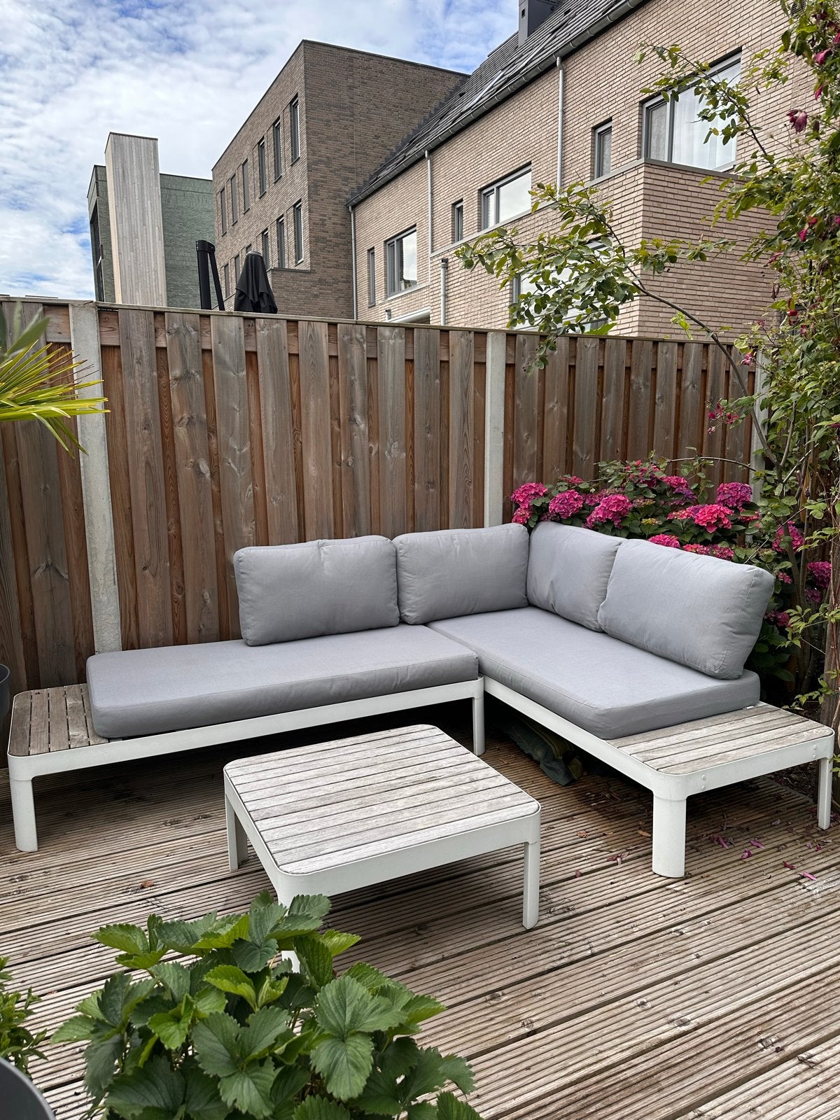 Wit met hout: loungeset met kussens, Tuin en Terras, Tuinsets en Loungesets, Ophalen, 4 zitplaatsen, Gebruikt, Aluminium