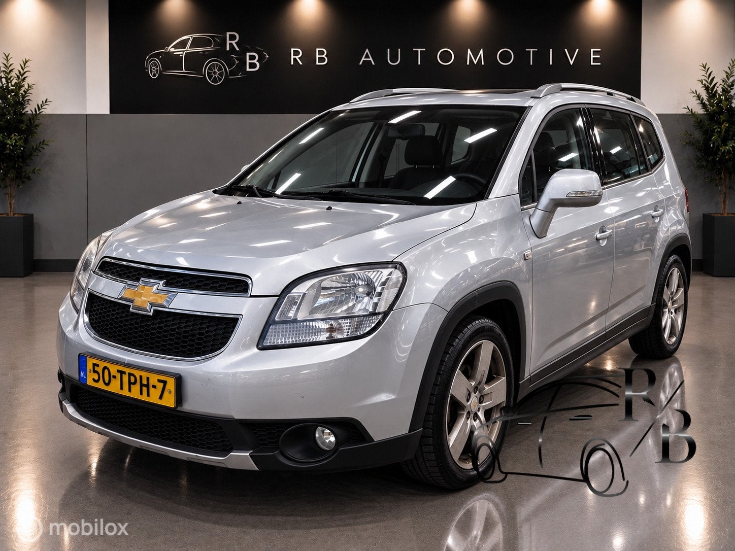 Chevrolet Orlando 2.0D LTZ+ EXPORTKOOPJE EXCL BPM 7 PERSOONS, Auto's, Gebruikt, Zwart, 4 cilinders, 1634 kg