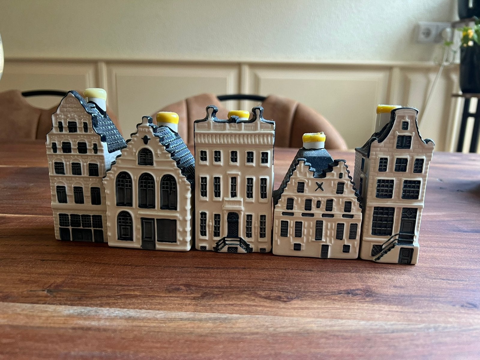KLM Delft Blue huisjes - 41, 49, 78, 83 en 87, Ophalen of Verzenden, Zo goed als nieuw