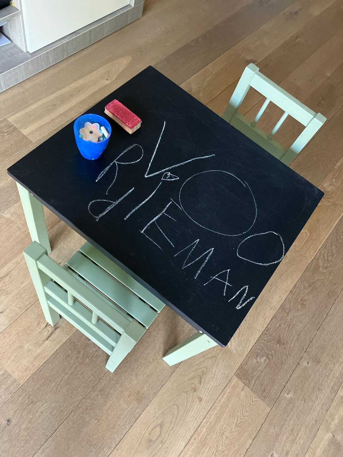 IKEA kindertafel opgepimpt, Ophalen, Gebruikt, Tafel(s)