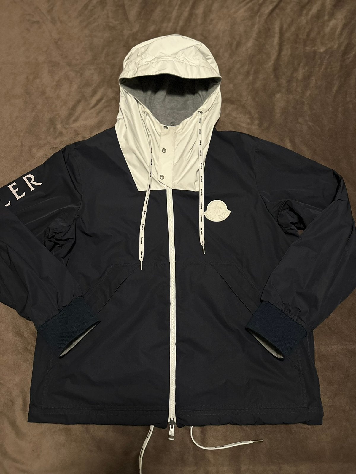 Moncler Chabat Reversible Jacket maat 4 (M/L, Ophalen of Verzenden, Zo goed als nieuw, Zwart