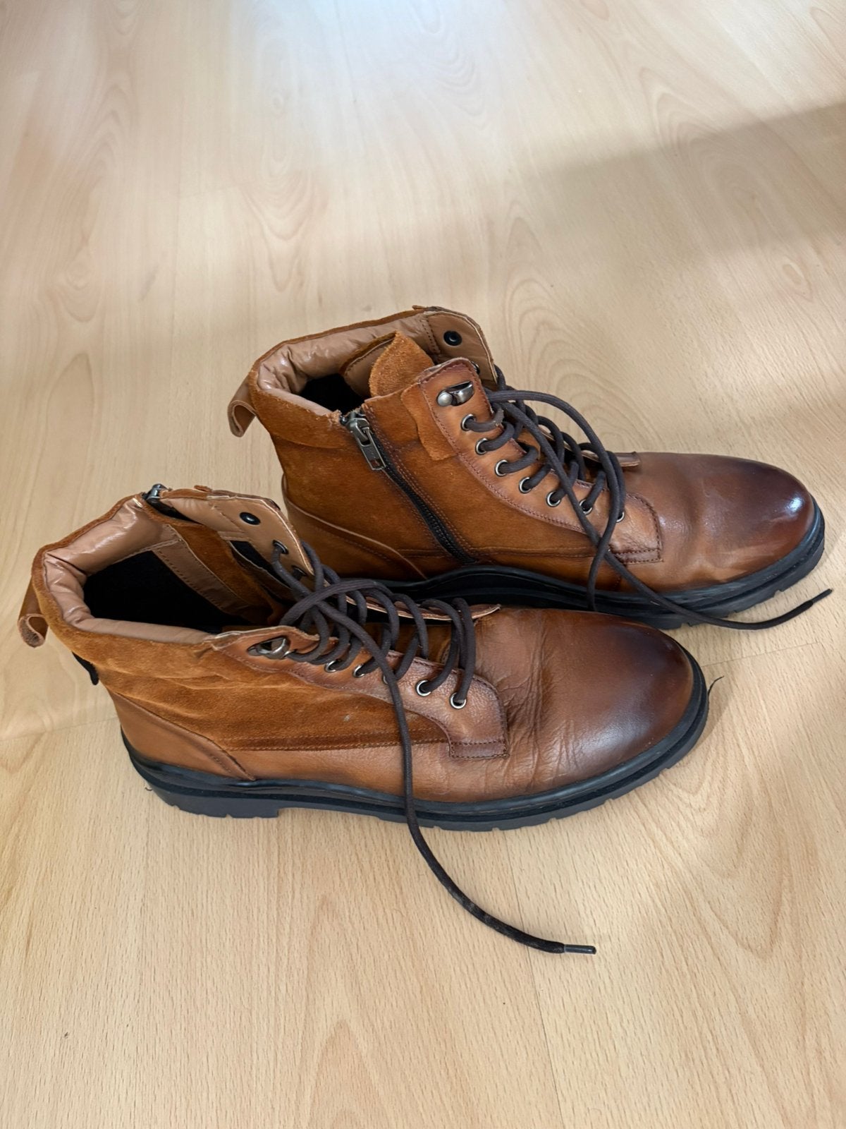 Hoge leren laars, Ophalen of Verzenden, Zo goed als nieuw, Bruin, Boots