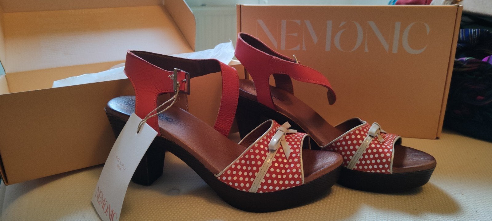 Nieuwe Nemonic Sandalen Oranje Pop Maat 40, Kleding | Dames, Ophalen of Verzenden, Nieuw, Oranje, Sandalen of Muiltjes