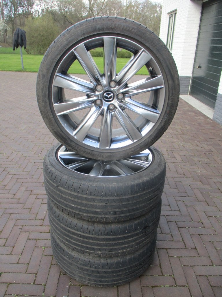 Originele Mazda 6 19 inch velgen antraciet zomer IZGST, Auto-onderdelen, Banden en Velgen, 19 inch, Gebruikt, Banden en Velgen