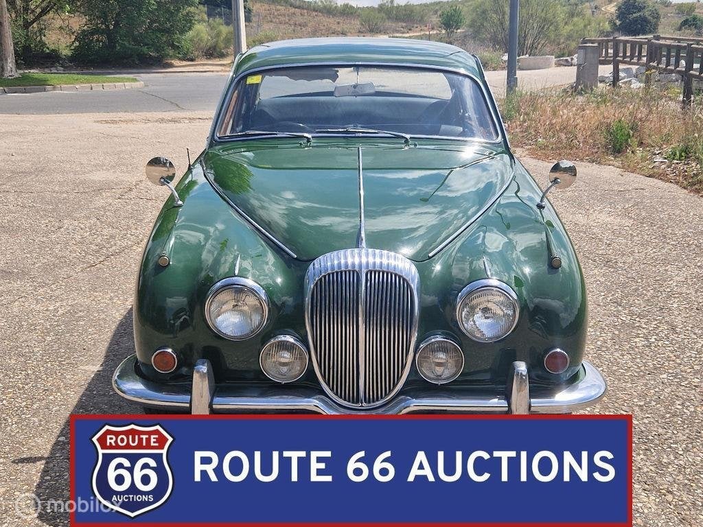 Daimler V8-250 Saloon | 1968 | Route 66 Auctions, Auto's, Oldtimers, Overige merken, Overige carrosserieën, Zwart, Bedrijf