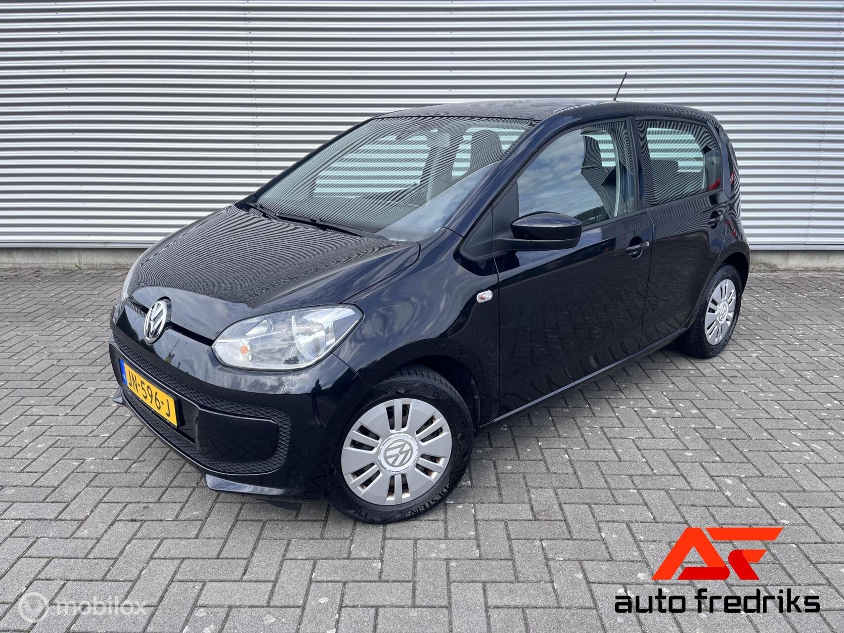 Volkswagen Up! 1.0 move up! BlueMotion 5 drs | Airco | Org., Voorwielaandrijving, Gebruikt, 840 kg, Zwart