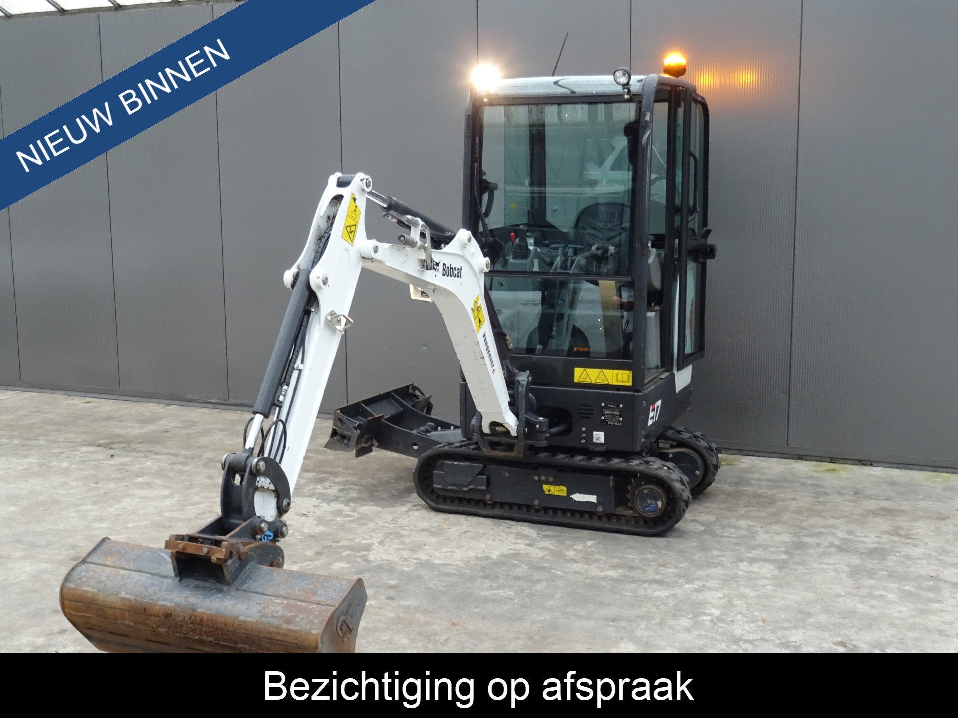 Bobcat E17 * 543 UUR * NETTE STAAT ! (bj 2023), Autobedrijf Jos Priem BV, Verkoop@jospriem.nl, Uitweg 15a
3645TA  VINKEVEEN, NL