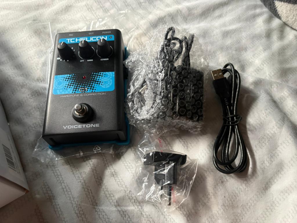 TC Helicon VoiceTone C1 – Pitch Correction / Auto-Tune Pedal, Muziek en Instrumenten, Effecten, Ophalen of Verzenden, Overige typen
