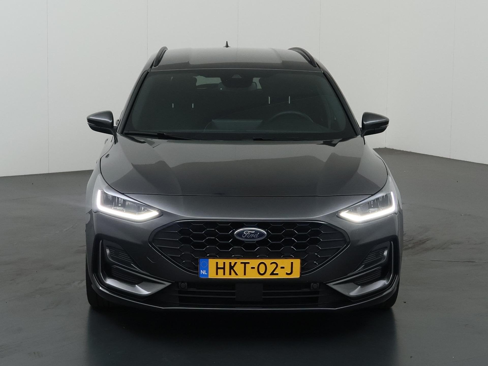 Ford Focus Wagon 1.0 EcoBoost Hybrid ST Line X | Parkeercame, Auto's, Euro 6, Origineel Nederlands, Handgeschakeld, 19 km/l