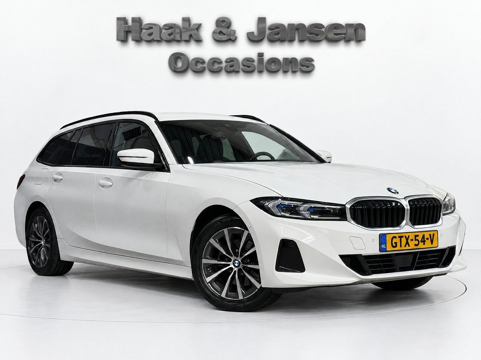 BMW 3-serie Touring 320i'Adaptive cruise Stoelverwarming Ele, Automaat, Gebruikt, 4 cilinders, Leder en Stof