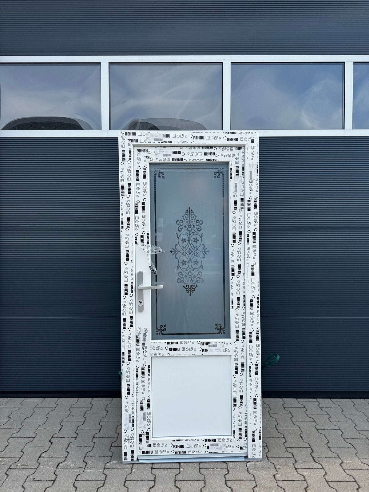 Kunststof Deur in wit RAL 9016, Ophalen, Kunststof, 80 tot 100 cm, Nieuw