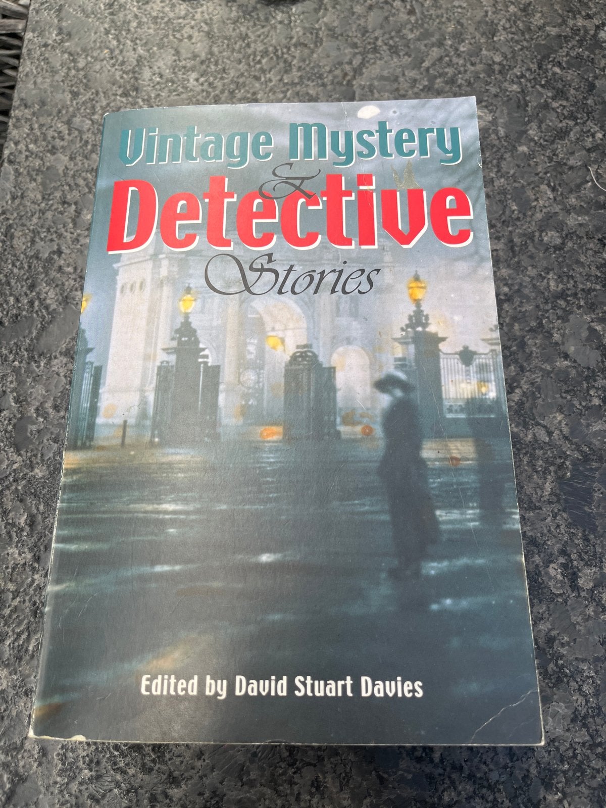 Vintage Mystery & Detective Stories - David Stuart Davies, Ophalen of Verzenden, Gelezen