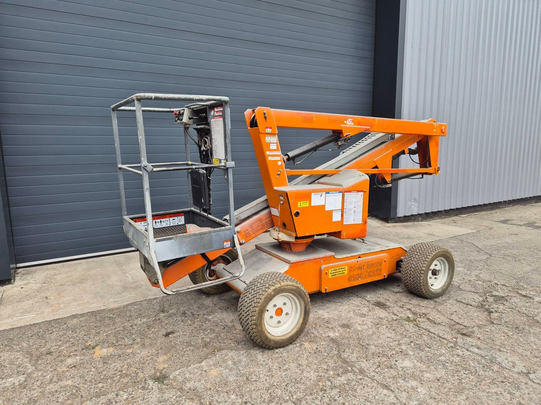 Niftylift HR12 Nifty Elektrische Knikarmhoogwerker